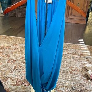 Zenana Outfitters Vibrant Blue Top